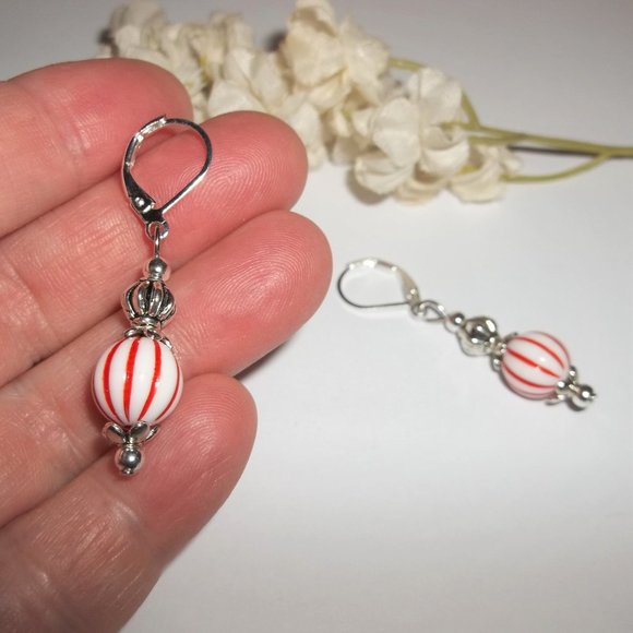 Red & White Earrings Set Jewelry Fashion NWT 6560 - Picture 7 of 10